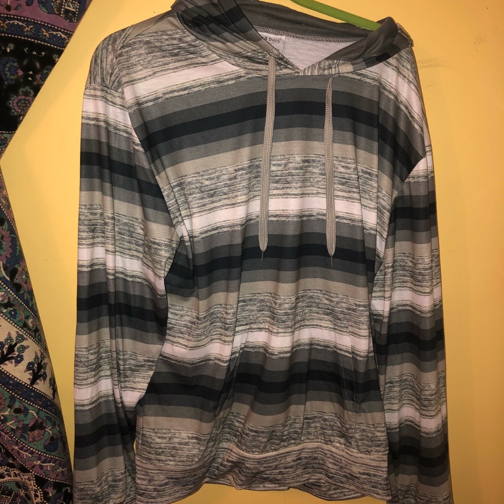 Grey sweatshirt